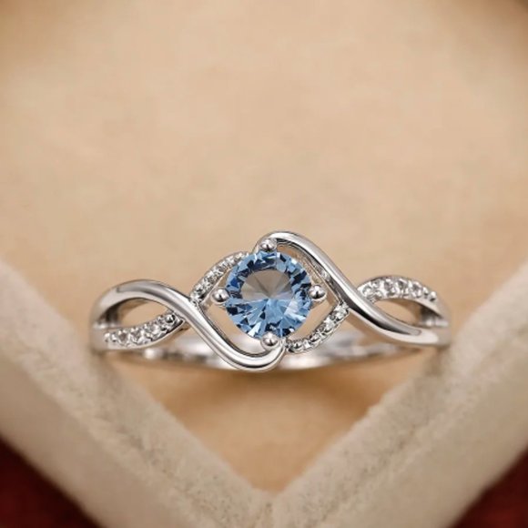 Modern Design Women's Wedding Ring - Charming Blue Cubic Zirconia High-Quality - Picture 3 of 5